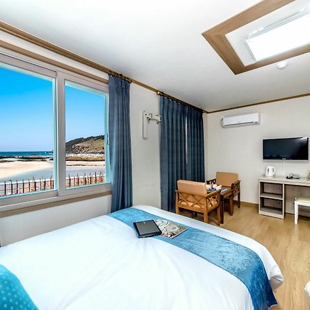 Beach Story Hotel Чеджудо Экстерьер фото